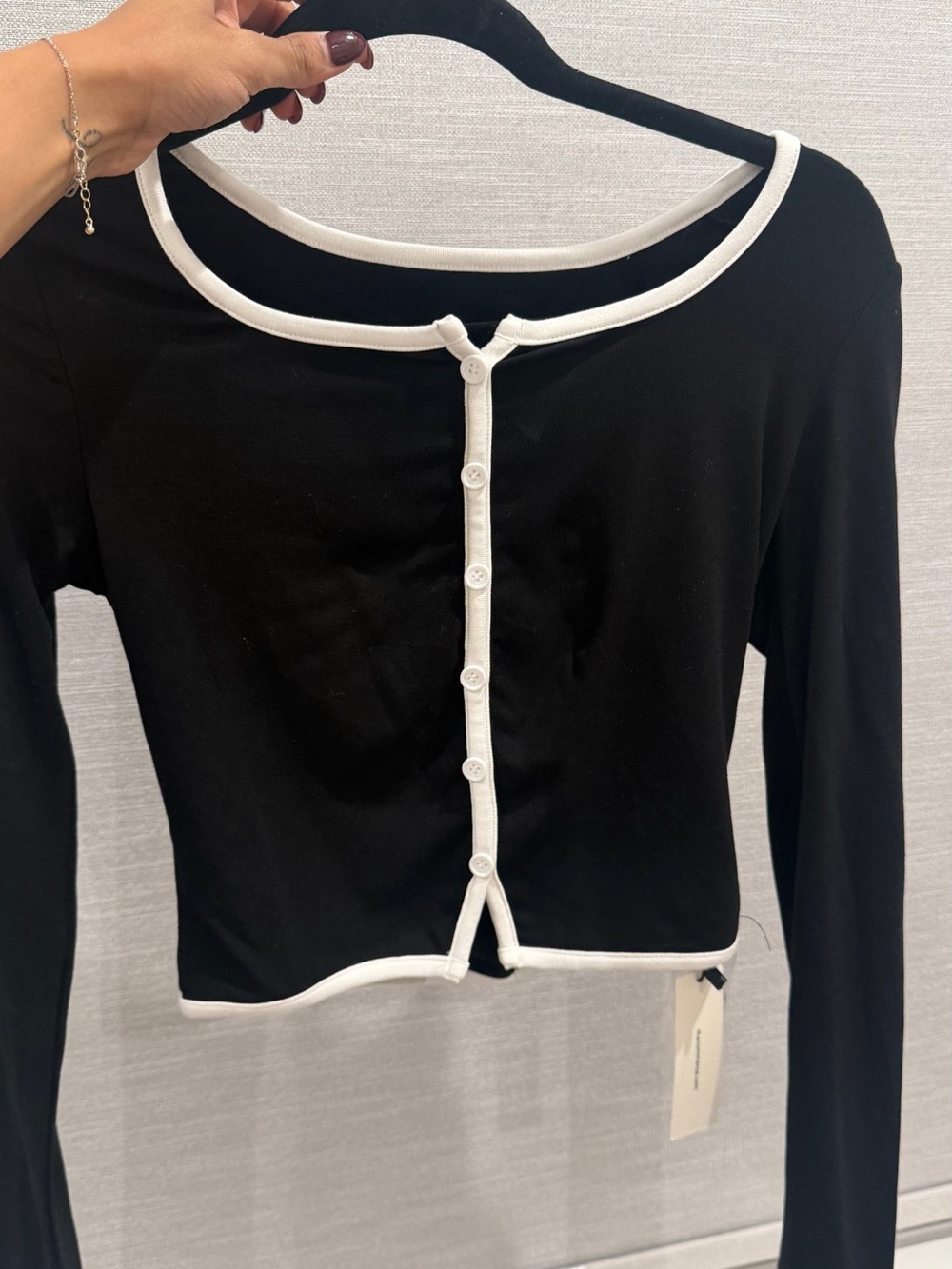 Commense Black Cropped Button-Front Cardigan with White Trim